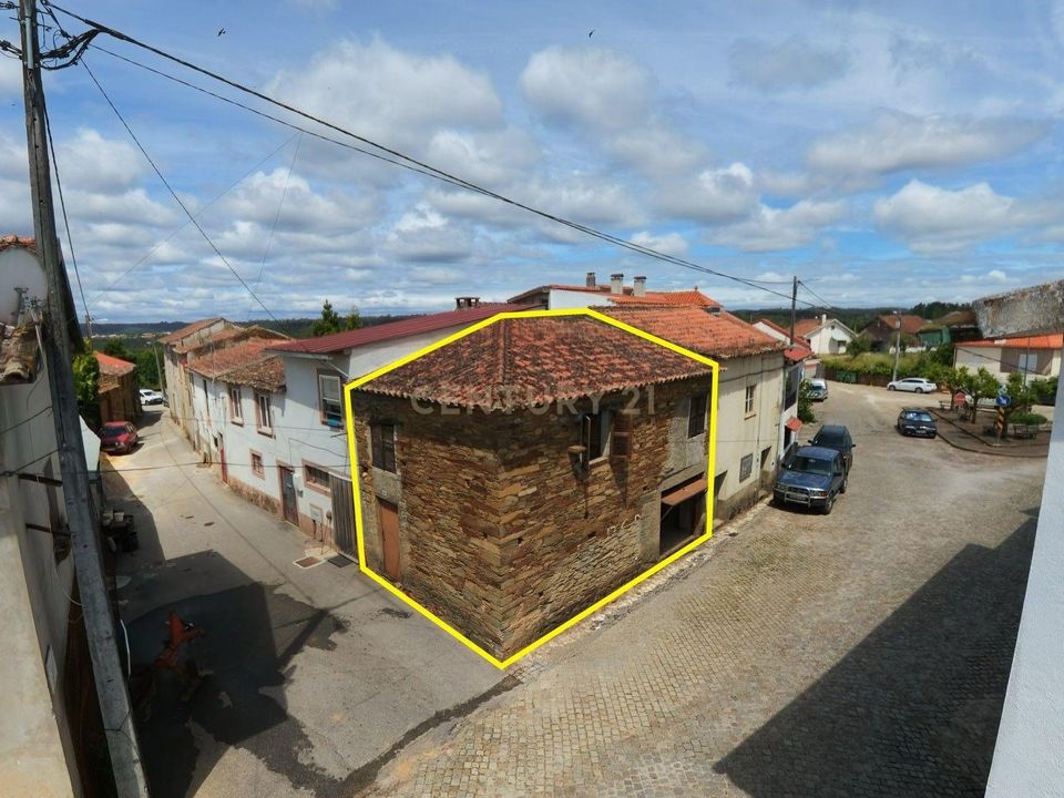 Villa i Pinheiro de Coja e Meda de Mouros, Coimbra - bilde 1