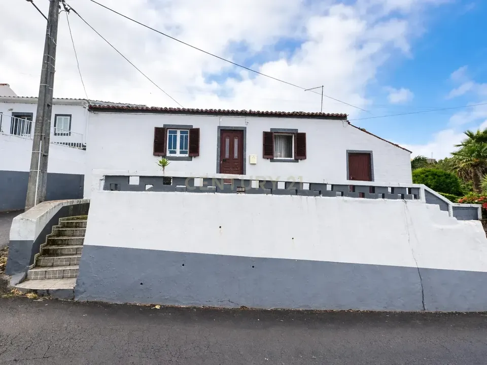 Villa i Nordeste, Sao Miguel - foto 1