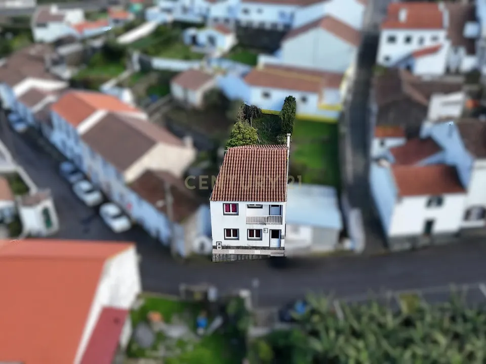 Villa i Nordeste, Sao Miguel - foto 1