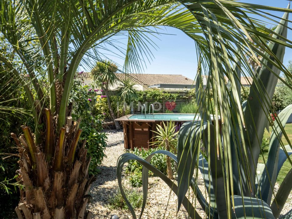 Villa in Villedoux, Charente-Maritime - foto 1