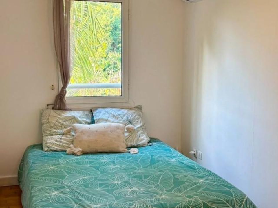 Lejlighed i Sainte-Clotilde, La Reunion - foto 2
