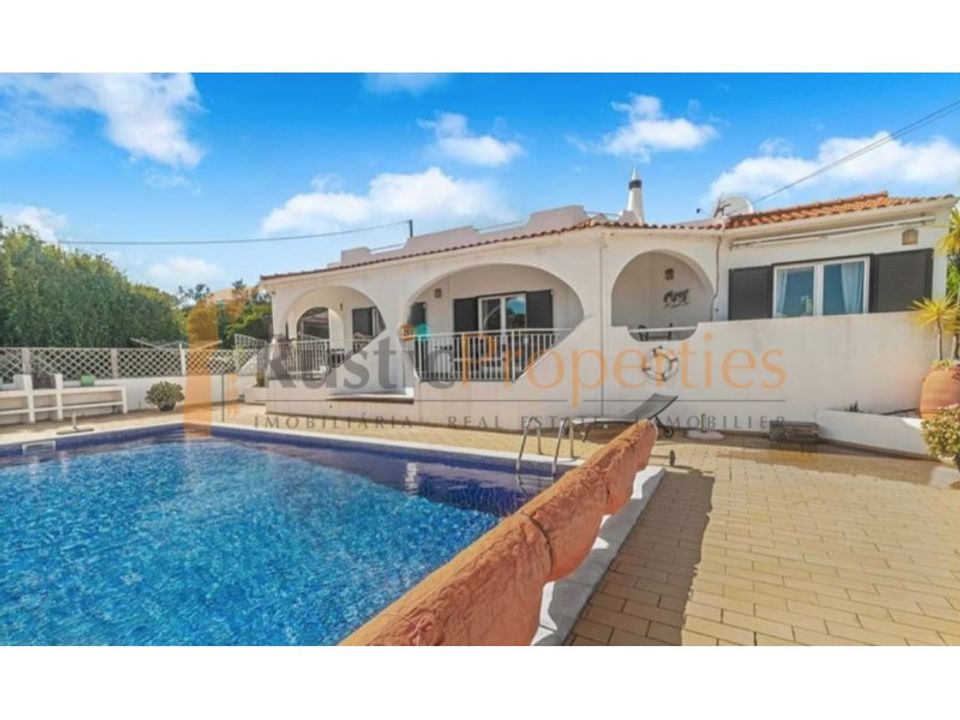 Villa i Santa Barbara de Nexe, Faro - foto 1