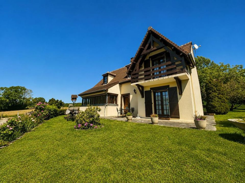 Villa i Blaincourt-lès-Précy, Oise - foto 1
