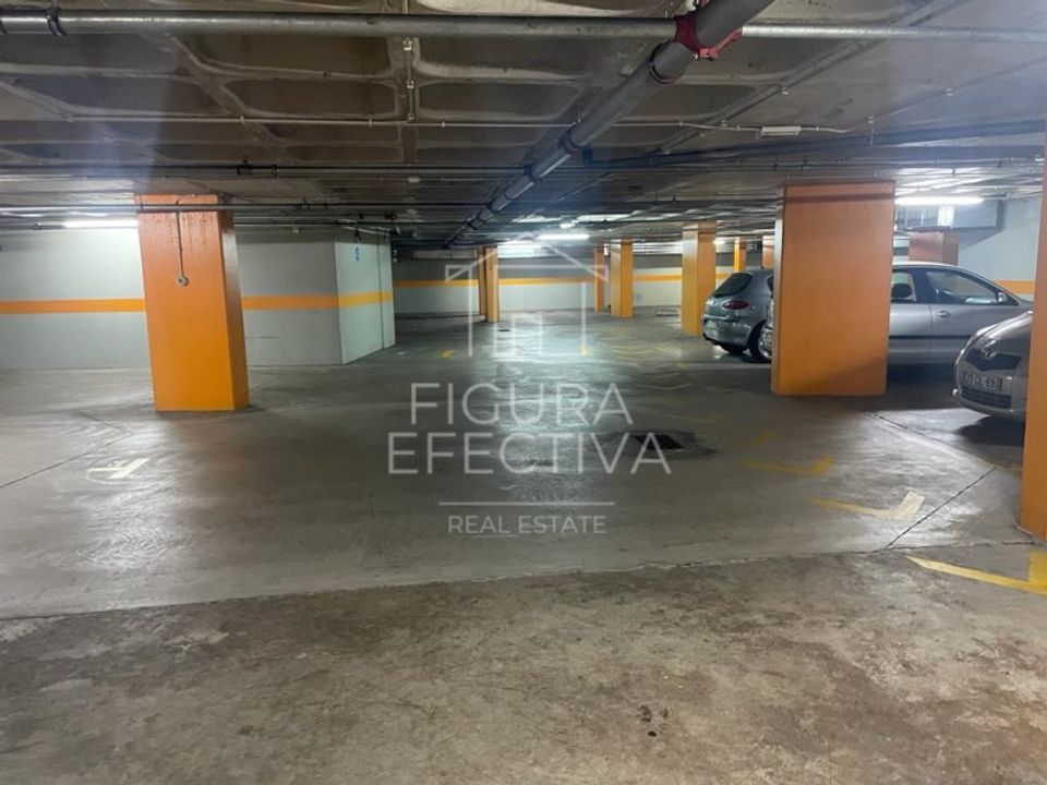 Parkeringsplads i Santa Cruz, Madeira - foto 4
