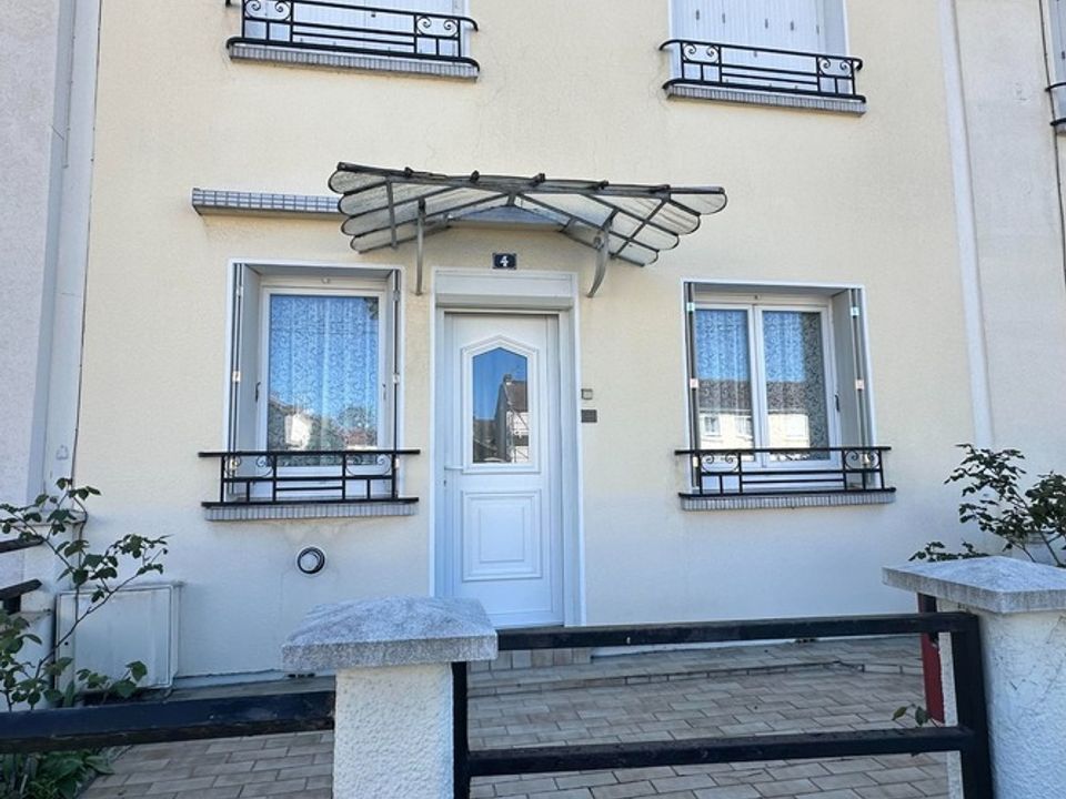 Byhus i Saint-Dizier, Haute-Marne - foto 1