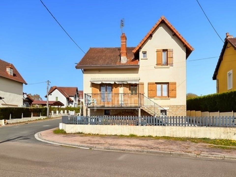 Villa i Montceau-les-Mines, Saone-et-Loire - foto 1