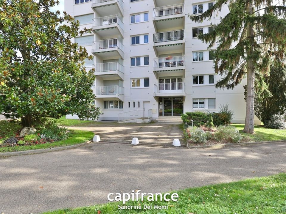 Lejlighed i Sainte-Foy-les-Lyon, Rhone - foto 2