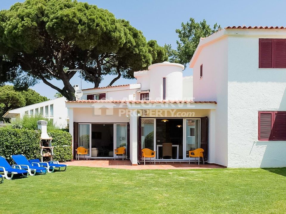 Villa i Quarteira, Faro - foto 1