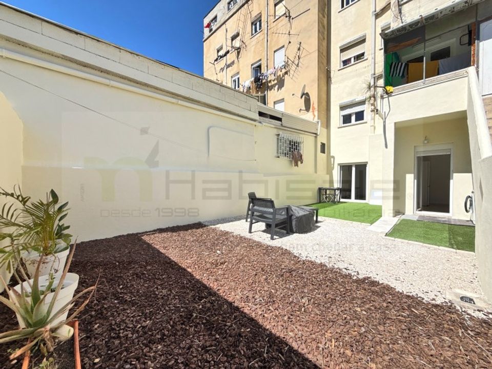 Lejlighed i Camarate, Lisbon - foto 1