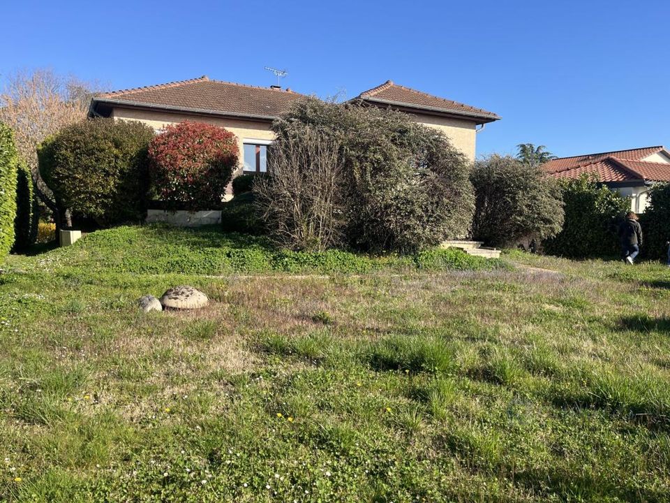 Villa i Beynost, Ain - bilde 1