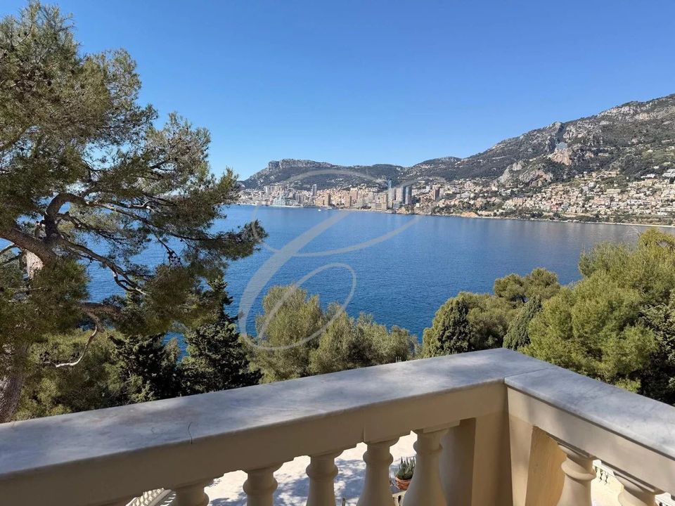 Lejlighed i Roquebrune-Cap-Martin, Alpes-Maritimes - foto 1