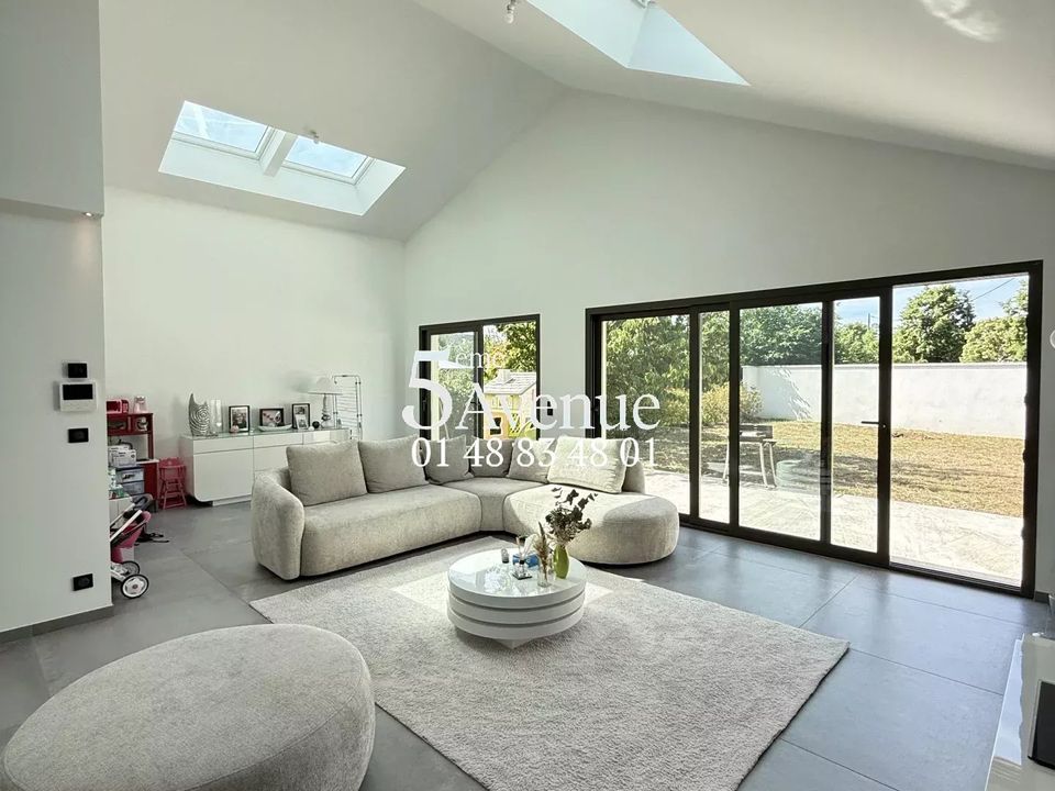 Villa i Sucy-en-Brie, Val-de-Marne - foto 1