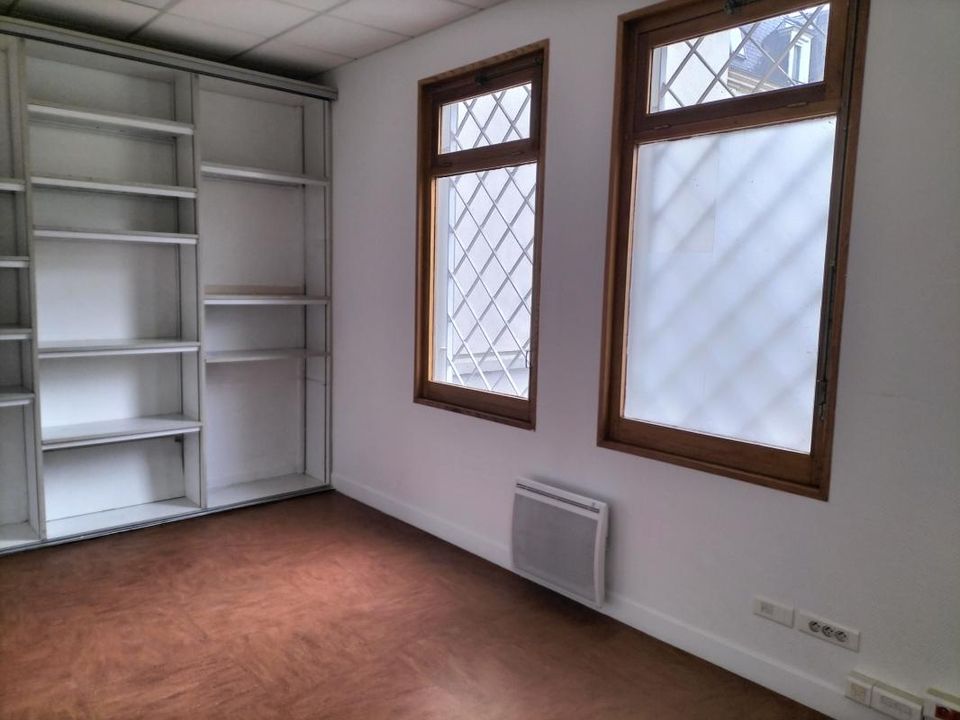 Erhvervsejendom i Noyon, Oise - foto 3