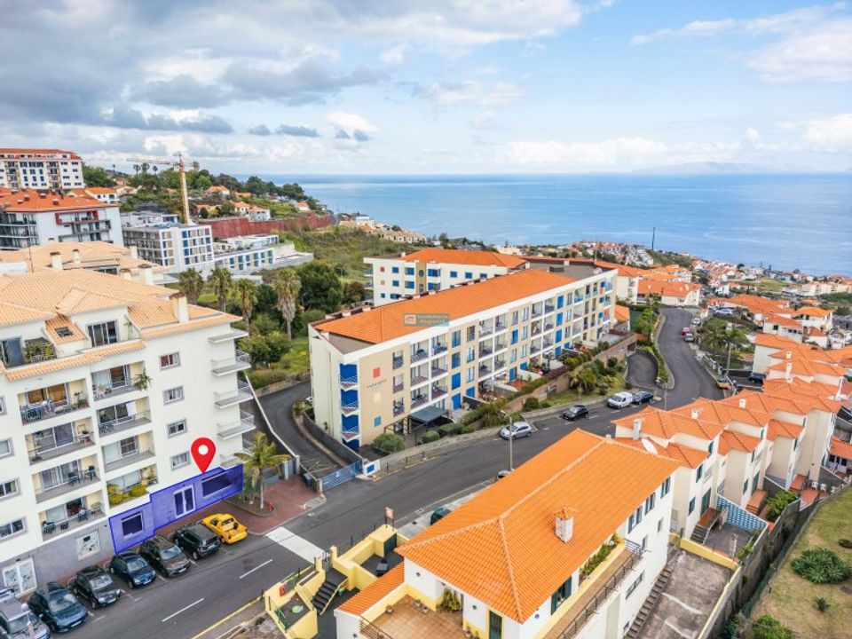 Erhvervsejendom i Caniço, Madeira - foto 1