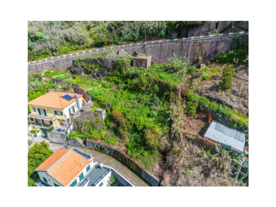 Helårsgrund i Calheta, Madeira - foto 1
