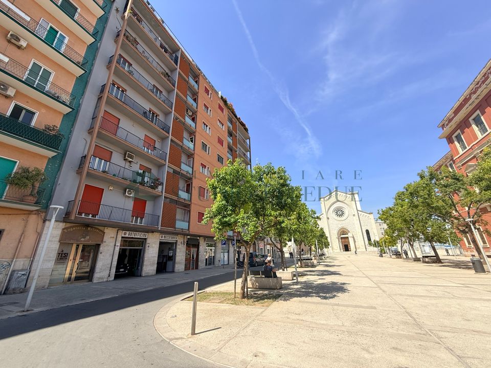 Erhvervsejendom i Bari, Bari - foto 4