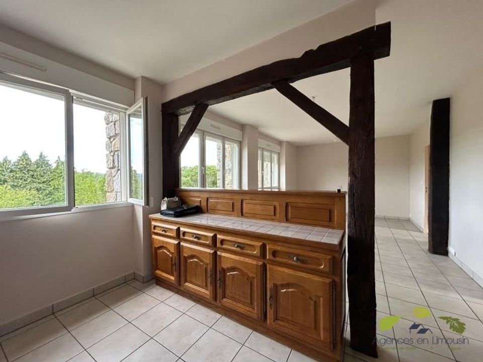 Apartament a Saint-Leonard-de-Noblat, Haute-Vienne - foto 4