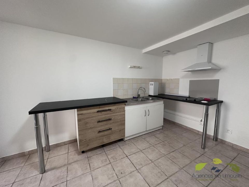 Apartament a Saint-Leonard-de-Noblat, Haute-Vienne - foto 4