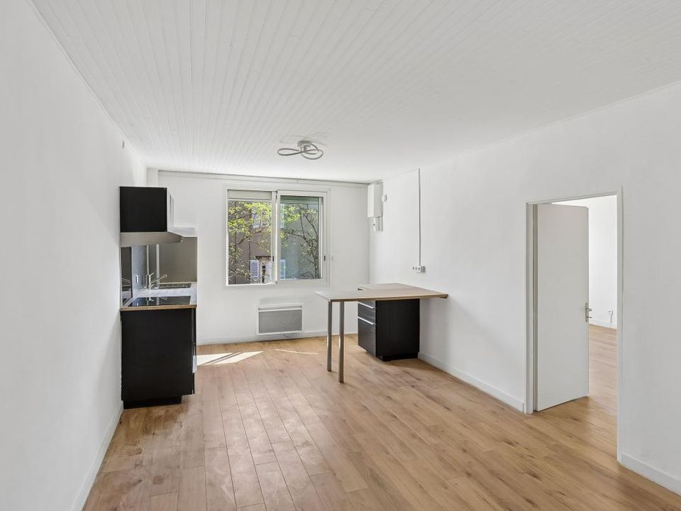 Wohnung in La Fare-les-Oliviers, Bouches-du-Rhone - Foto 1