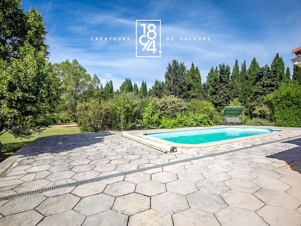 Villa en Saint-Cannat, Bouches-du-Rhone - foto 3