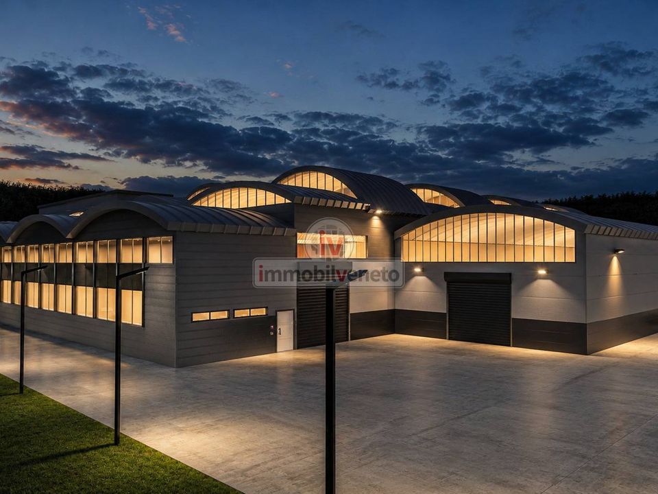 L'establiment comercial a Brendola, Vicenza - foto 3
