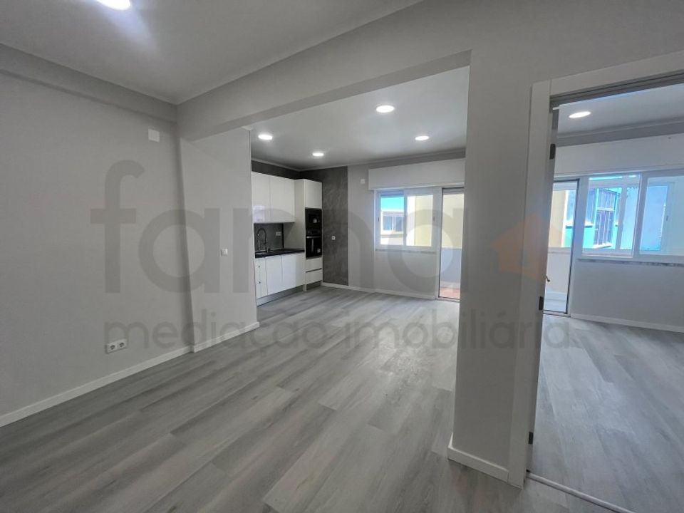 Lejlighed i Amadora, Lisbon - foto 3
