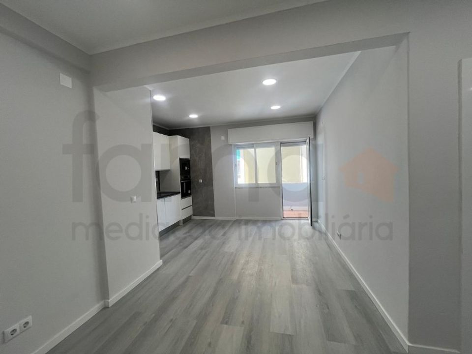 Lejlighed i Amadora, Lisbon - foto 4