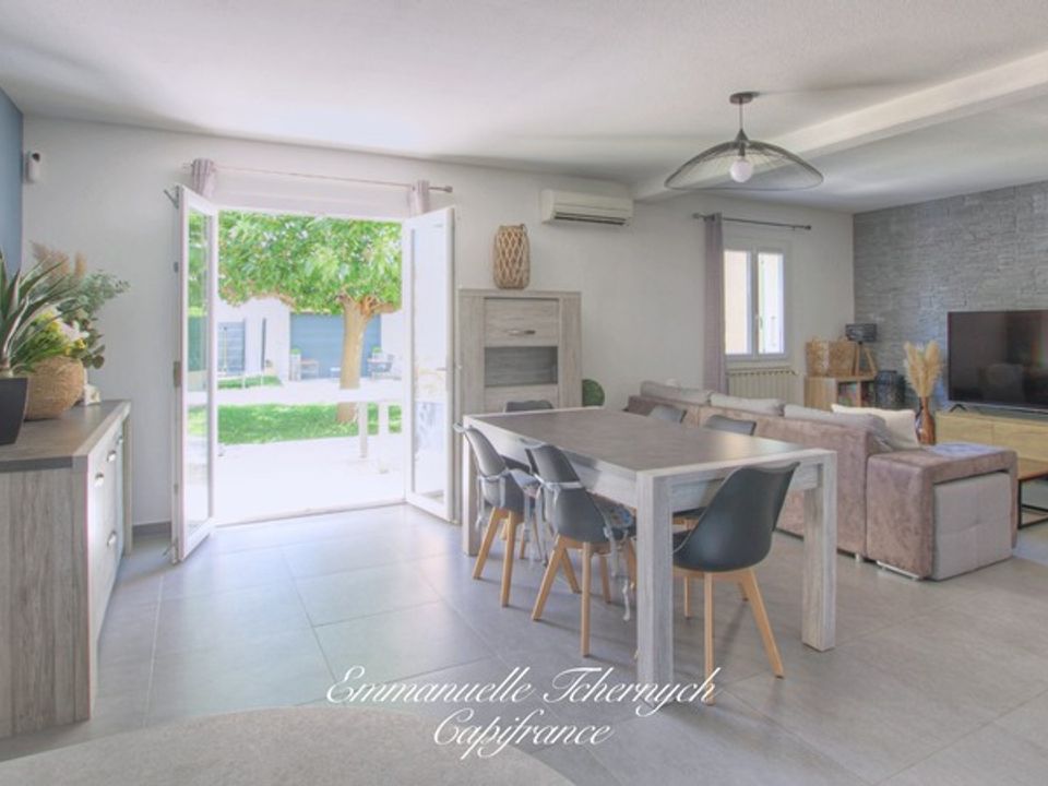 Villa i Istres, Bouches-du-Rhone - foto 1