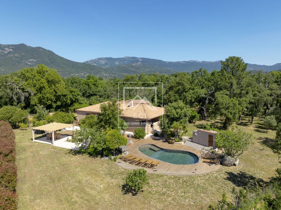 Villa i Porto-Vecchio, Corse-du-Sud - foto 1