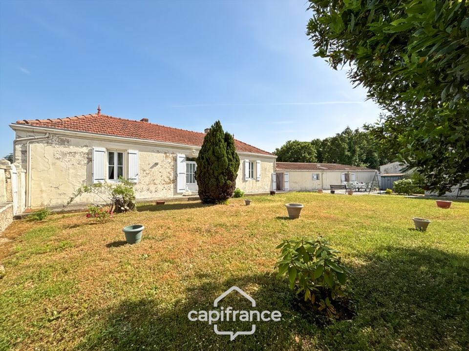 Villa i Lagord, Charente-Maritime - foto 1