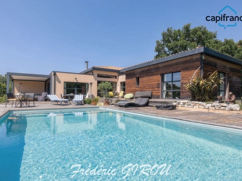 Træhytte i Aix-en-Provence, Bouches-du-Rhone - foto 1