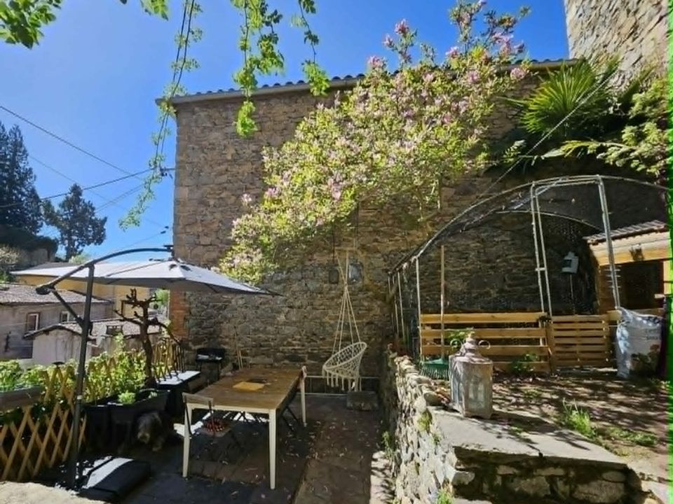Villa i Thiers, Puy-de-Dome - bilde 1