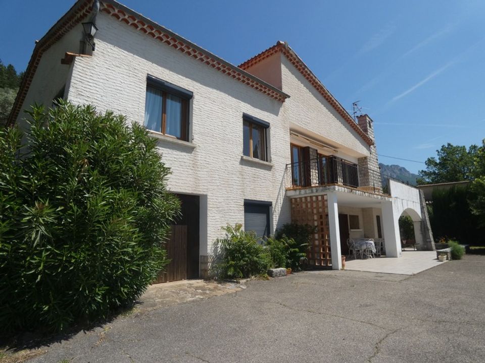 Villa i Sisteron, Alpes-de-Haute-Provence - bilde 1