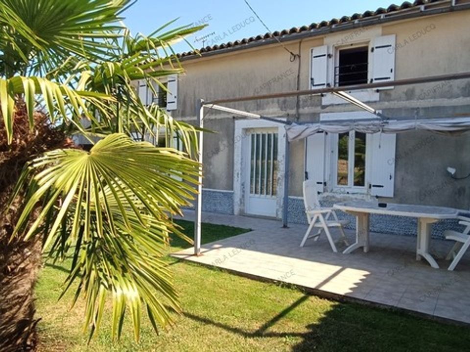 Villa i Saint-Martin-de-Saint-Maixent, Deux-Sevres - bilde 2