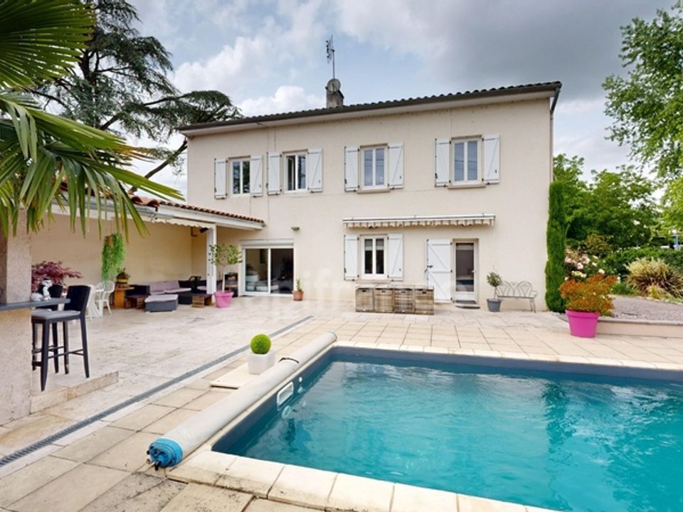 Villa i Miribel, Ain - foto 1