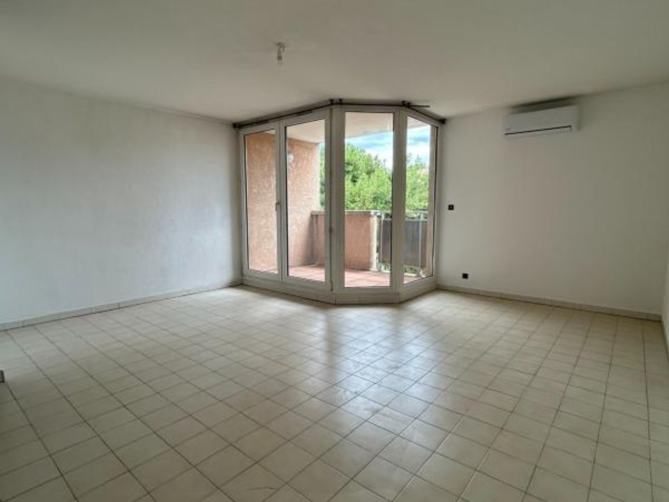 Duplex in Avignon, Vaucluse - photo 1