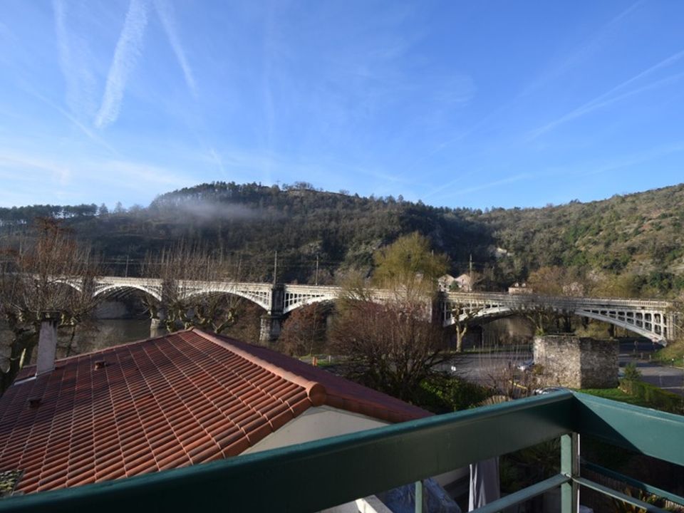 Lejlighed i Cahors, Lot - foto 1