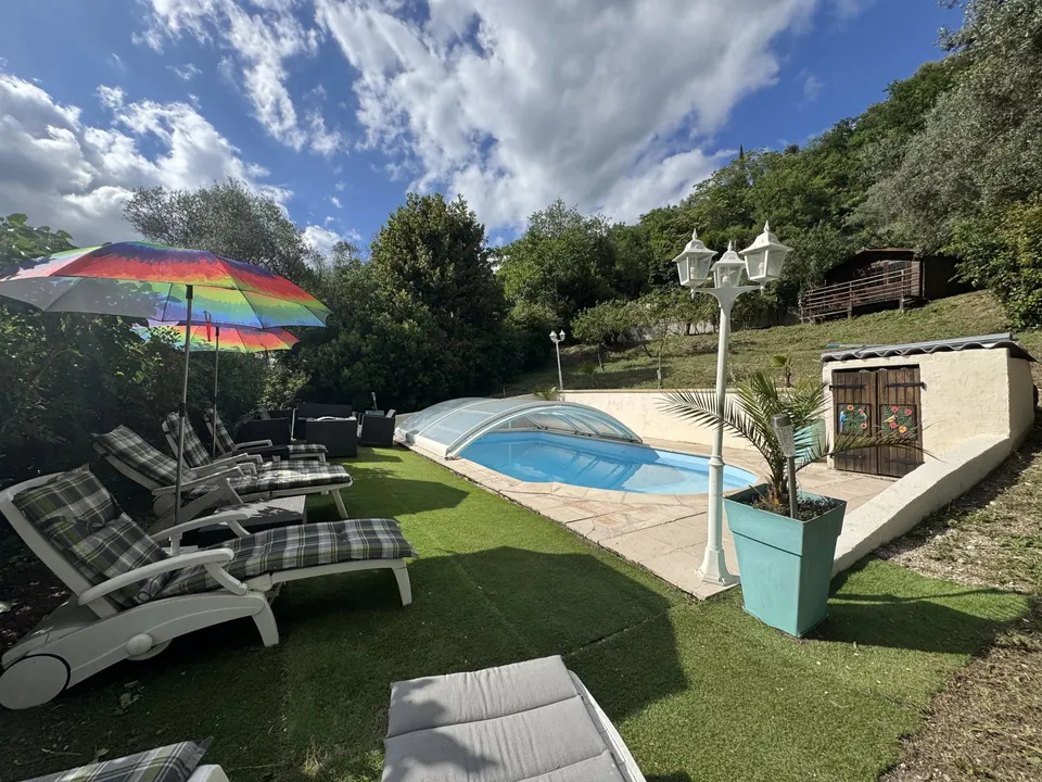 Villa i L'Escarène, Alpes-Maritimes - foto 1