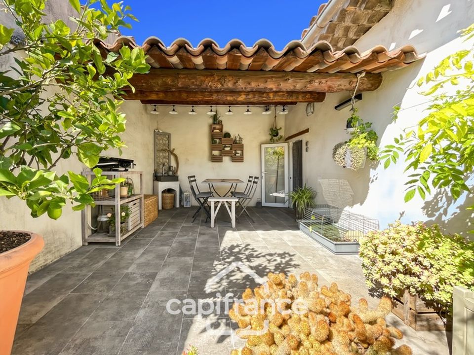 Landsbyhus i Alleins, Bouches-du-Rhone - foto 1