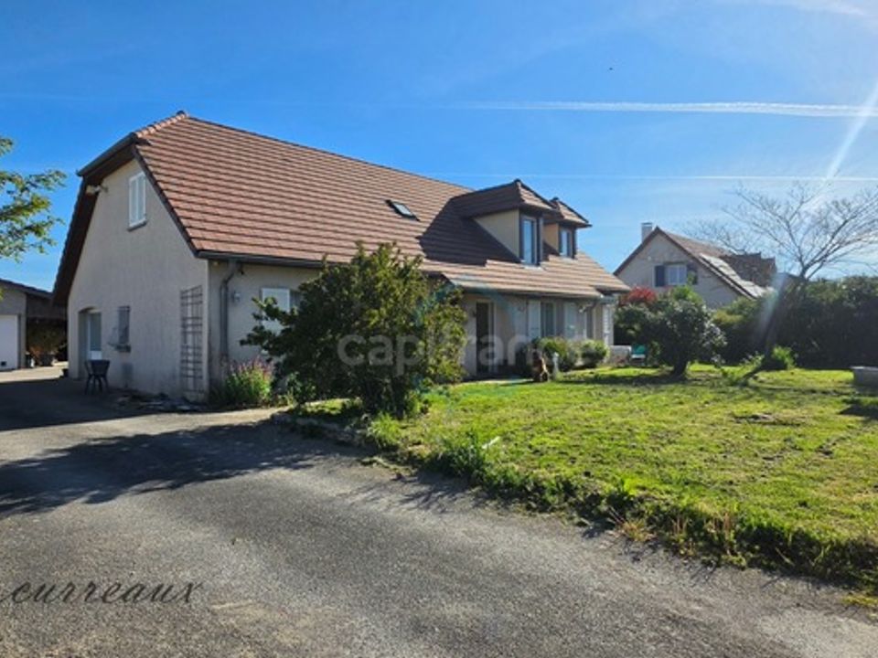 Villa i Abergement-la-Ronce, Jura - bilde 1