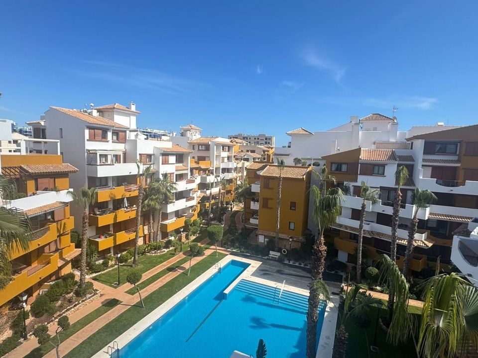 Lejlighed i Punta Prima, Alicante - foto 1