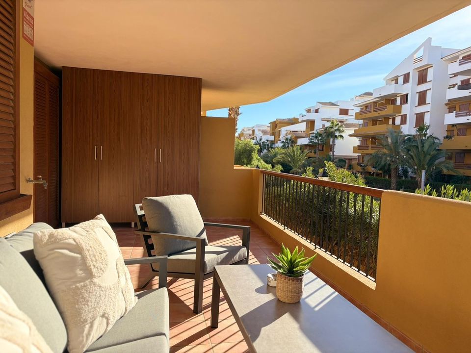 Lejlighed i Punta Prima, Alicante - foto 1