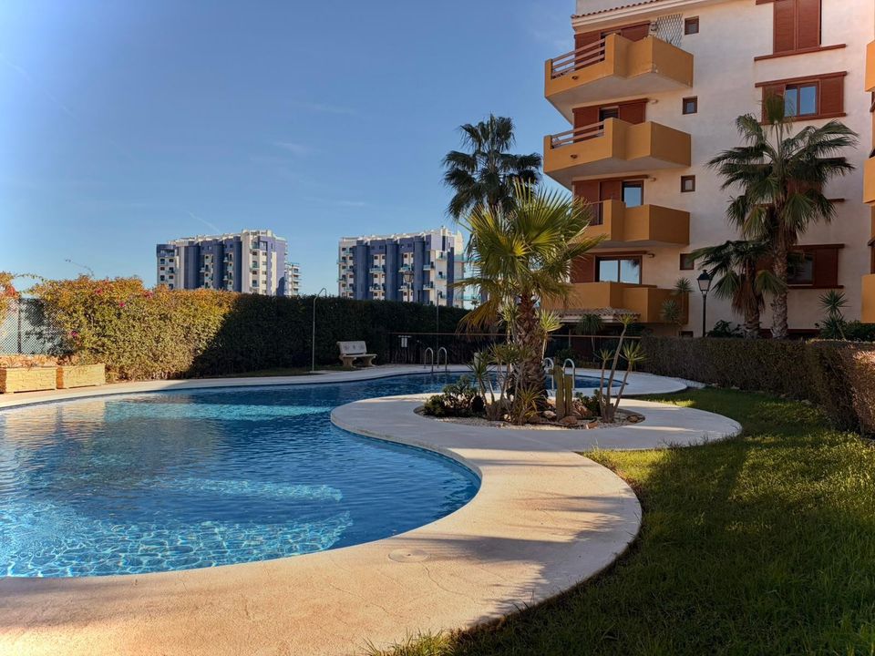 Lejlighed i Punta Prima, Alicante - foto 2