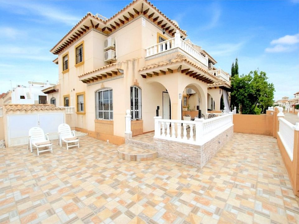 Byhus i Cabo Roig, Alicante - foto 1