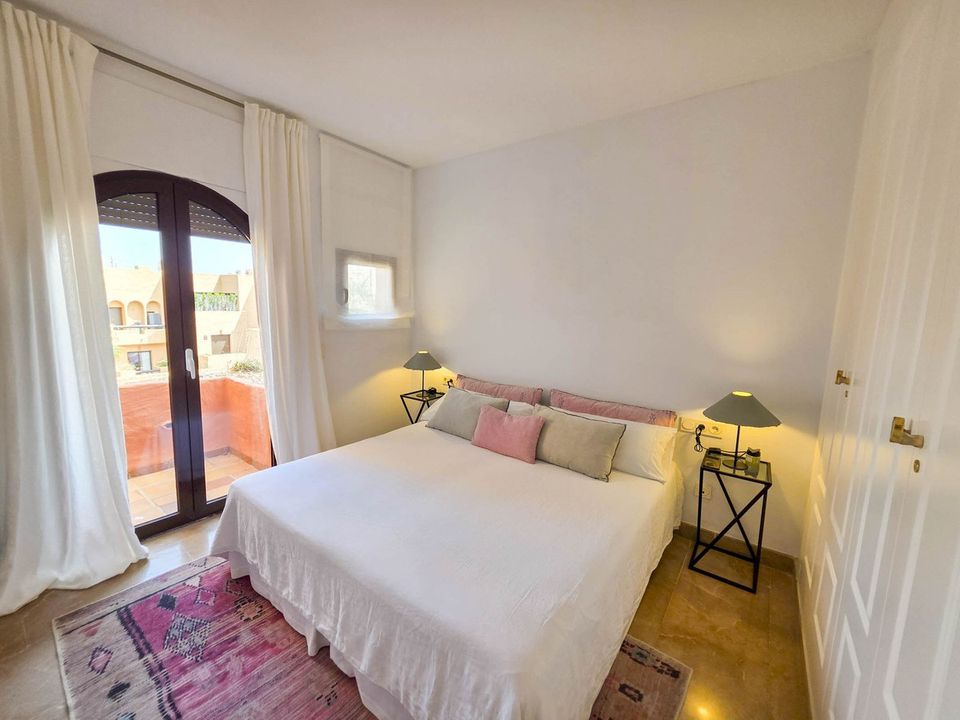 Villa i San Luis De Sabinillas, Malaga - foto 4