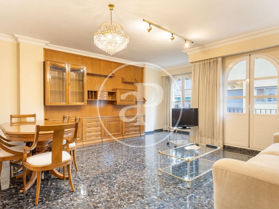 Duplex in Burjassot, Valencia - photo 2