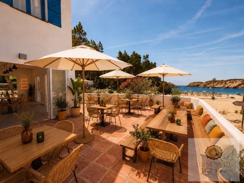Erhvervsejendom i Cala Vadella, Ibiza - foto 2