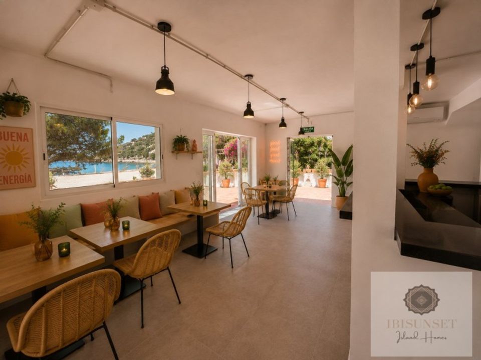 Erhvervsejendom i Cala Vadella, Ibiza - foto 3