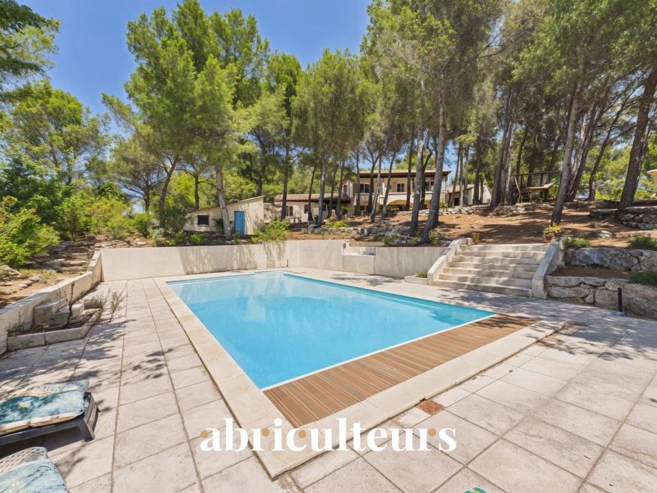 Villa i Ventabren, Bouches-du-Rhone - bilde 1
