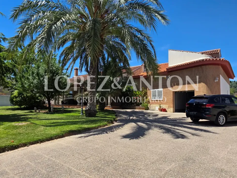 Villa i L'Eliana, Valencia - foto 1